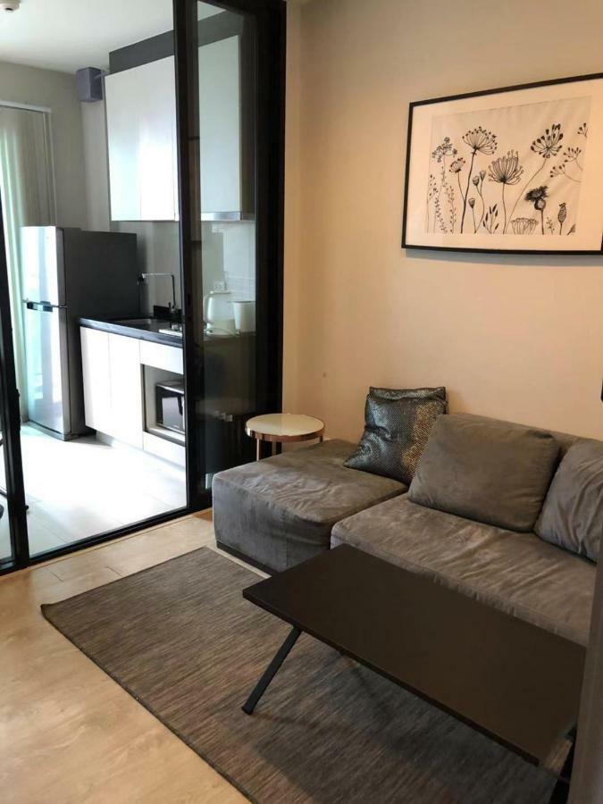 The Base Central Pattaya Seaview Extérieur photo