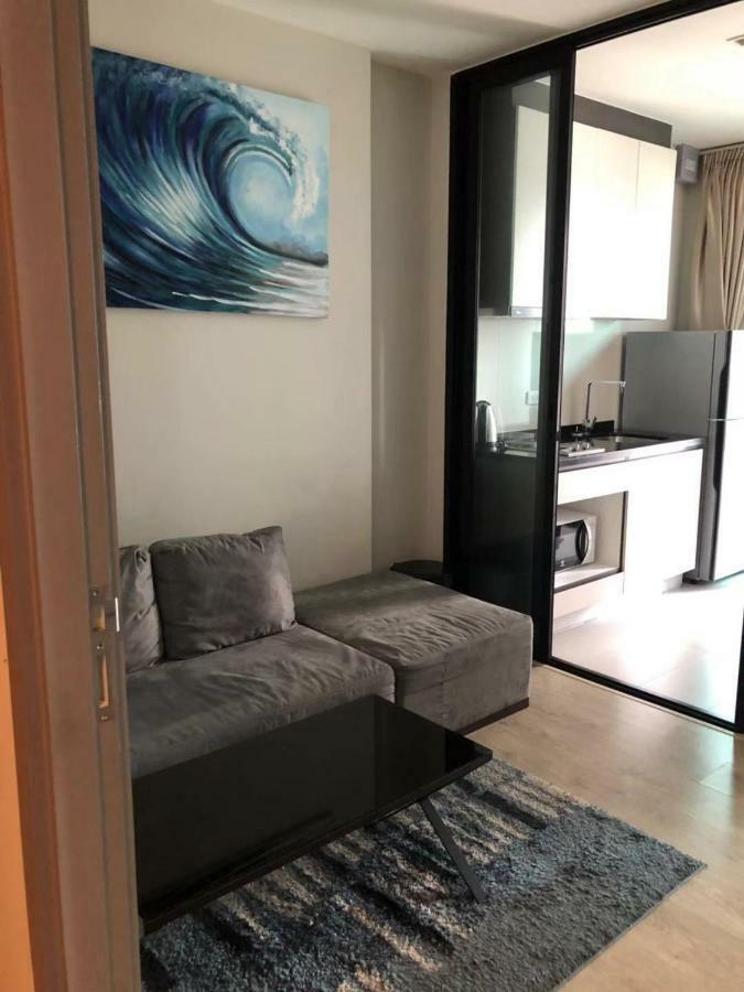 The Base Central Pattaya Seaview Extérieur photo