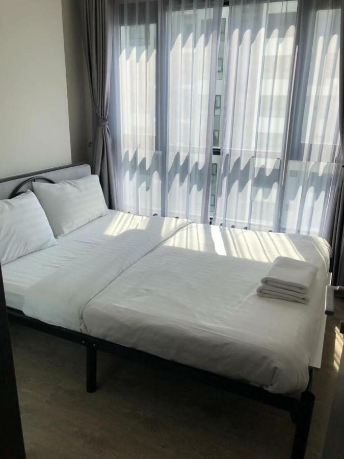 The Base Central Pattaya Seaview Extérieur photo